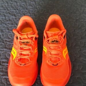 Women’s Saucony Peregrine 12 Trail Running Shoe
Size 8 1/2.